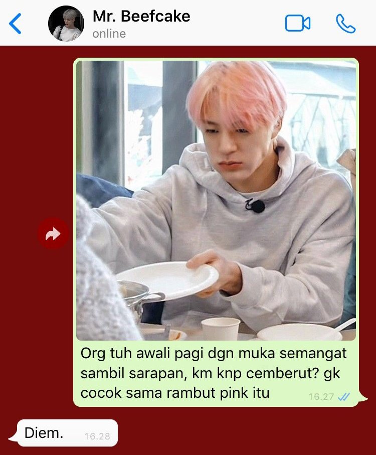 bithermine's tweet photo. Sulky morning
———
jeno few tweets au https://t.co/HDoMQJoxSi