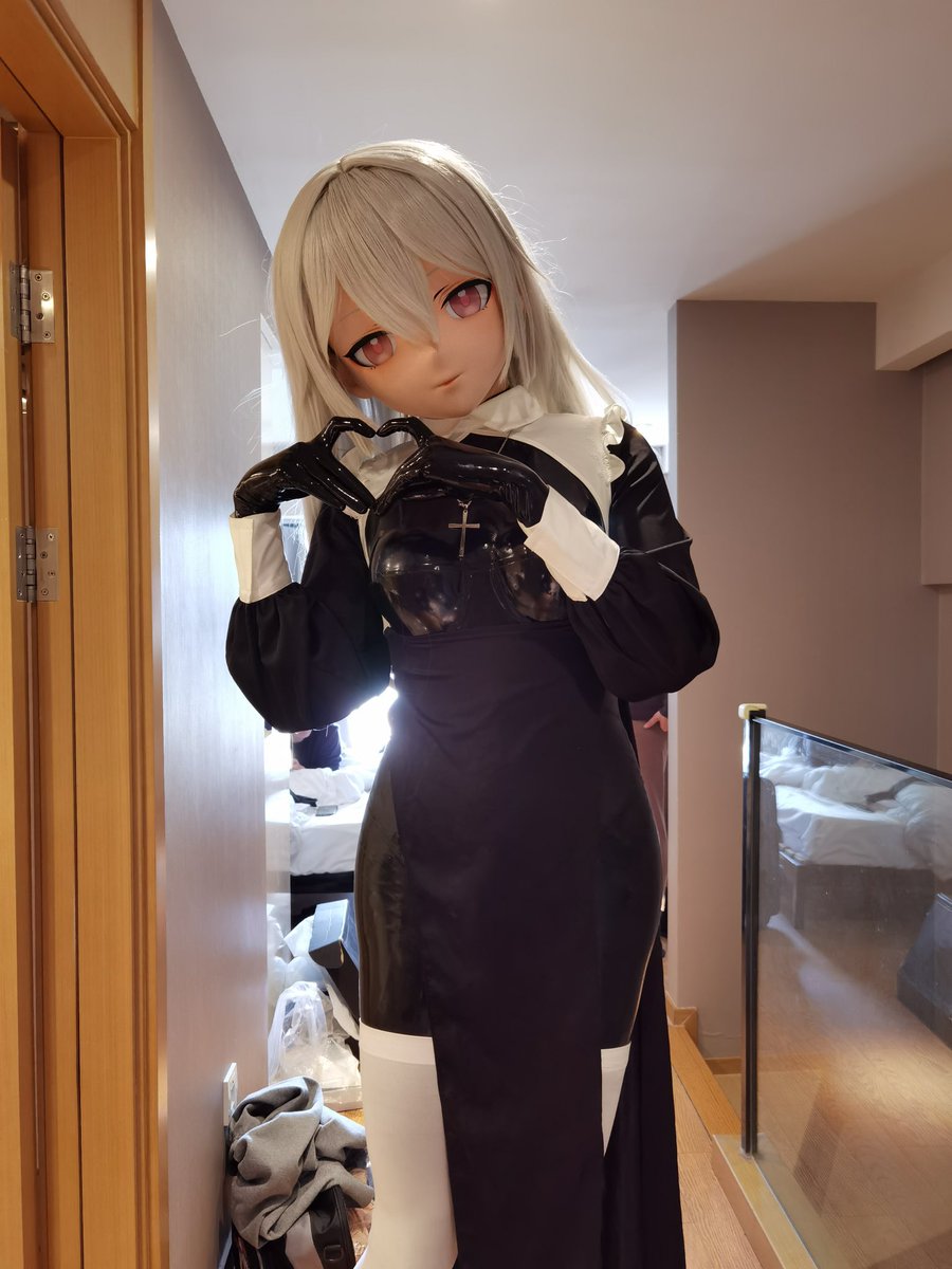 整点胶大鸭鸭(￣▽￣)~*
头壳：<a href="/ZZ_Yan_/">恰latiao的Yan</a> 
#kigurumi #着ぐるみ