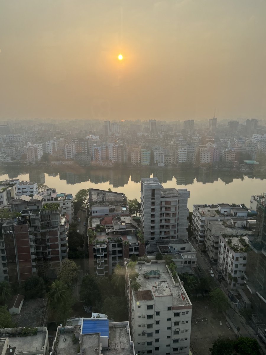 Sunrise in #Dhaka. AQI of 135 today. #TheAirWeBreathe #FightAirPollution