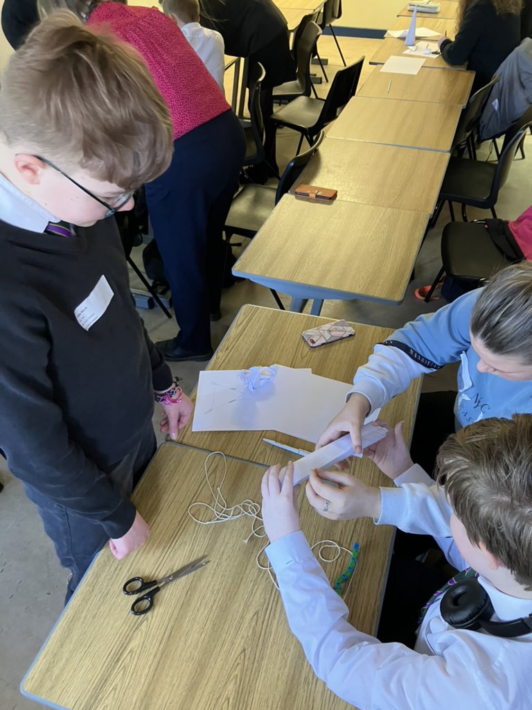 ForresScience's tweet image. First session with Rachel from @ssencommunity learning about Civil Engineering and building towers @SmartSTEMs @UHIMoray “Nothing is impossible”
