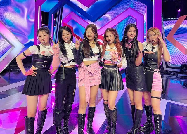 kleyvanilla's tweet photo. Lapillus's new stylist really did well with the girls' fits today!

#Lapillus #라필러스
@offclLapillus https://t.co/3nRBFRwjmg