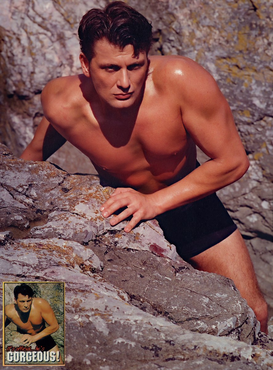 memferda1's tweet photo. Nothing Says Spring more than Clambering Over Rugged Rocks in just your Underwear 😊 Have a Fab Weekend 😁 #flashbackchallenge #flashbackthursday #memferda1 https://t.co/b8EJhq0Ywy