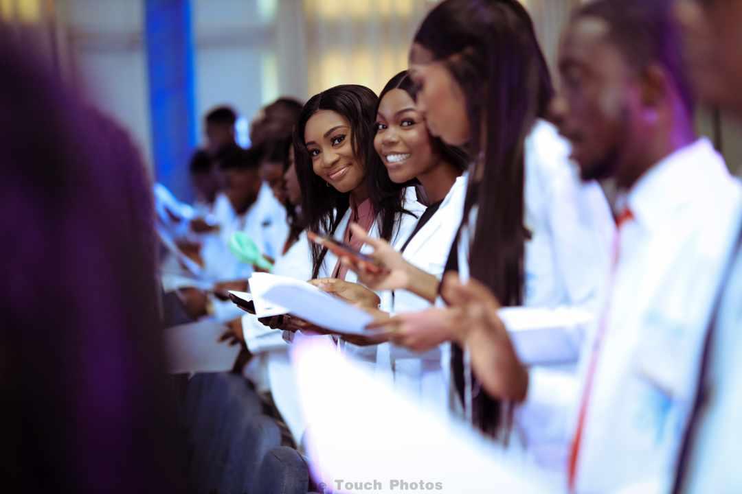 CampusHypeCrew's tweet photo. Excerpts from the 6th White Coat Ceremony of @osagknustgh.

📸: @JAguze 

#KNUST | #CampusHypeCrew🇬🇭 https://t.co/IIaECtkdbk