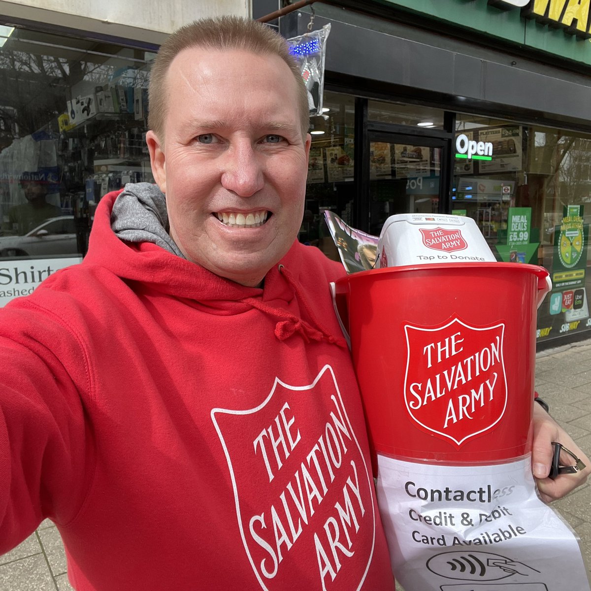 This lunchtime I’m engaged in some Street Mission in New Malden (near Subway). If you see me please come and say 'hello'. A big 'Thank You' to everyone who is donating, let's build community together.

#newmalden #raynespark #TheSalvationArmy #RaynesParkCommunityChurch