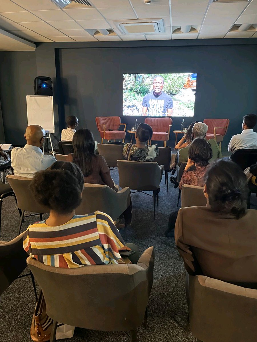 The Trashion Report which was launched last month with <a href="/ChangingMarkets/">Changing Markets Foundation</a> is not going away. This week with partners we screened the documentary at a Conscious Fashion Event with <a href="/belindasmetana/">Belinda Smetana</a>. This report shows how Europe is secretly sending plastics clothing waste to Kenya.