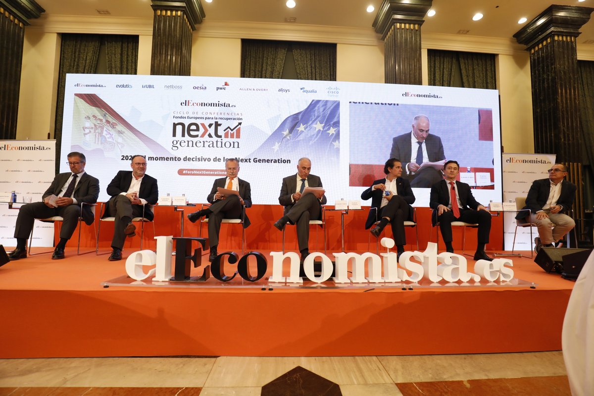 elEconomistaes's tweet photo. 🔶Participan:
🗨️Miguel Perea (@aqualia)
🗨️José María Fernández (Netboss Comunicaciones)
🗨️Luis Furnells (@grupo_oesia)
🗨️Jacinto Cavestany (Evolutio)
🗨️Andreu Vilamitjana (@Cisco)
🗨️Eduardo Gómez (@alisys)
https://t.co/s2PXMv9TSX
#NextGenerationeE https://t.co/bMnbDe4i82