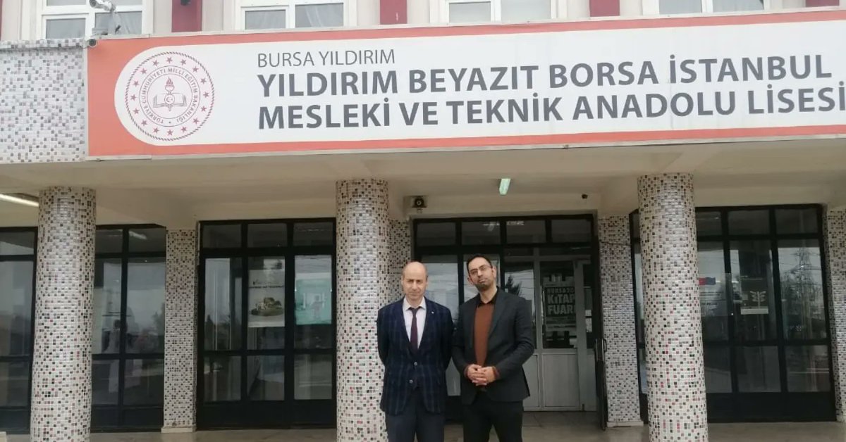 ebsyildirim's tweet photo. Şehit Polis Bülent Arslan İlkokulu, Şehit Er Rahim Keskin Ortaokulu ve Yıldırım Beyazıt Borsa İstanbul MTAL öğretmenleri ve idarecileri ile bir araya geldik.Tüm çalışma arkadaşlarımıza göstermiş oldukları ilgi ve alakadan dolayı teşekkür ederiz... https://t.co/zWOmmkw8Jg