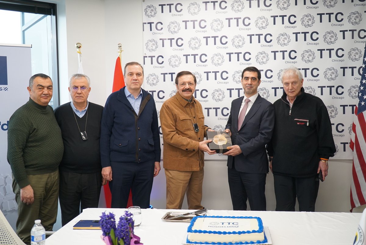 #TOBB ve T.C. #TicaretBakanlığı’nın desteğiyle Yurtdışı #Lojistik Dağıtım Ağı statüsü kazanan ve Türkiye'deki firmalara uçtan uca lojistik faaliyetlerinde de destek sağlayan #TOBBTradeCenter’da Yönetim Kurulu Üyelerimiz ile Üye Firma Temsilcilerimiz bir araya geldi.