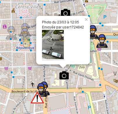 BorisMericskay's tweet photo. Le "Waze" des #Manifestations, un usage original de cartographie participative  en temps réel (suivi des cortèges, dangers, positions des forces de l'odre, photos...)
➡ https://t.co/kqTYS8DWP8 https://t.co/shS1WFKE9p