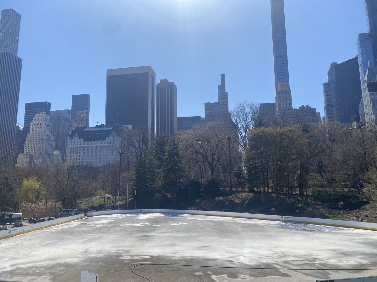 AmandaGordon's tweet photo. #Pickleball is bouncing into @WollmanRink starting April 7. I did some legwork and have some exclusive details you can find on @TheTerminal. For now, behold the transformation about to happen! https://t.co/SpDDhnsSB9