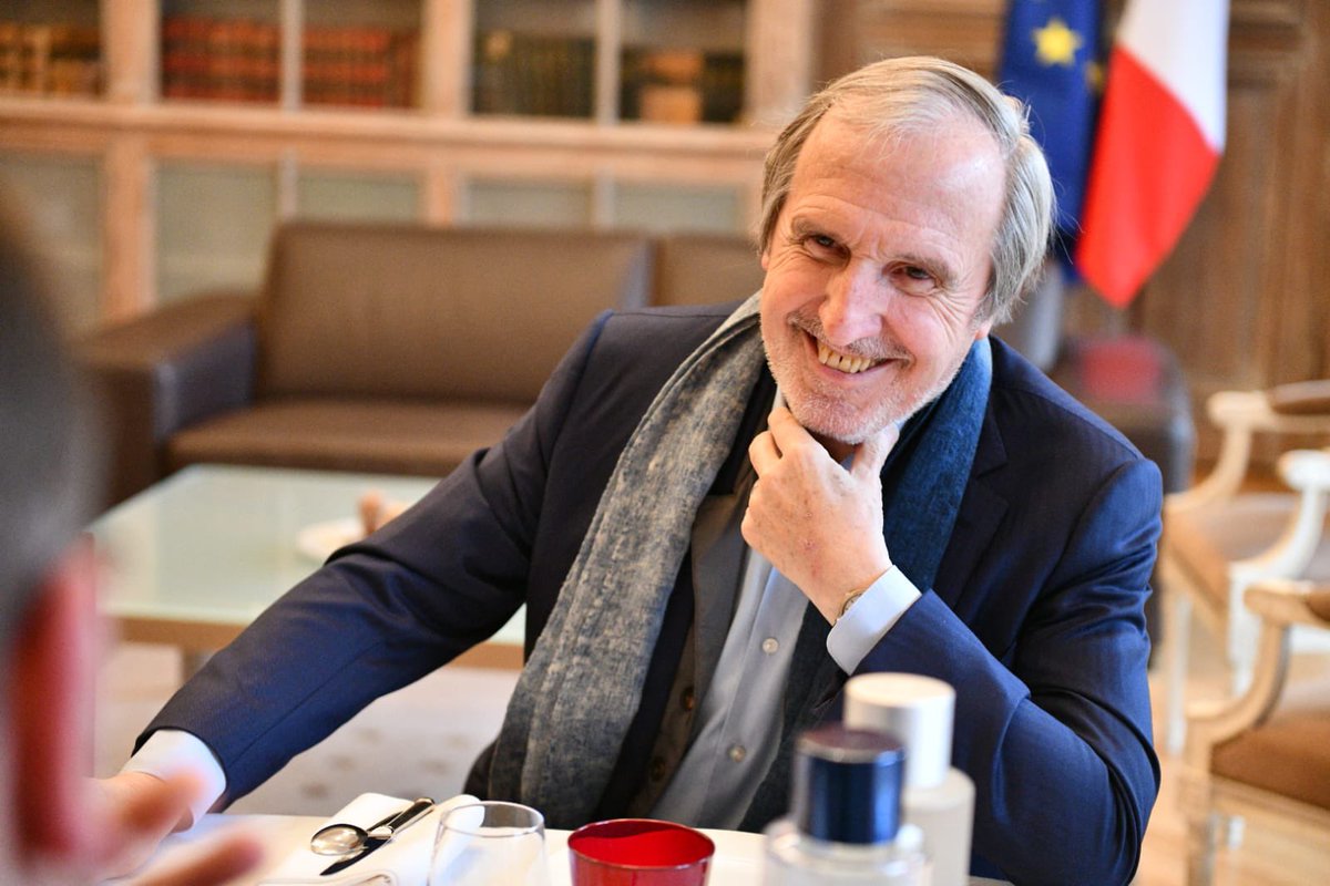 Ce matin, j’ai reçu Alain Taravella, président fondateur d’<a href="/altarea_groupe/">Altarea</a>.

Développer, construire, produire des logements pour permettre aux Français de se loger.

Conscients et mobilisés pour répondre aux difficultés actuelles du logement neuf.