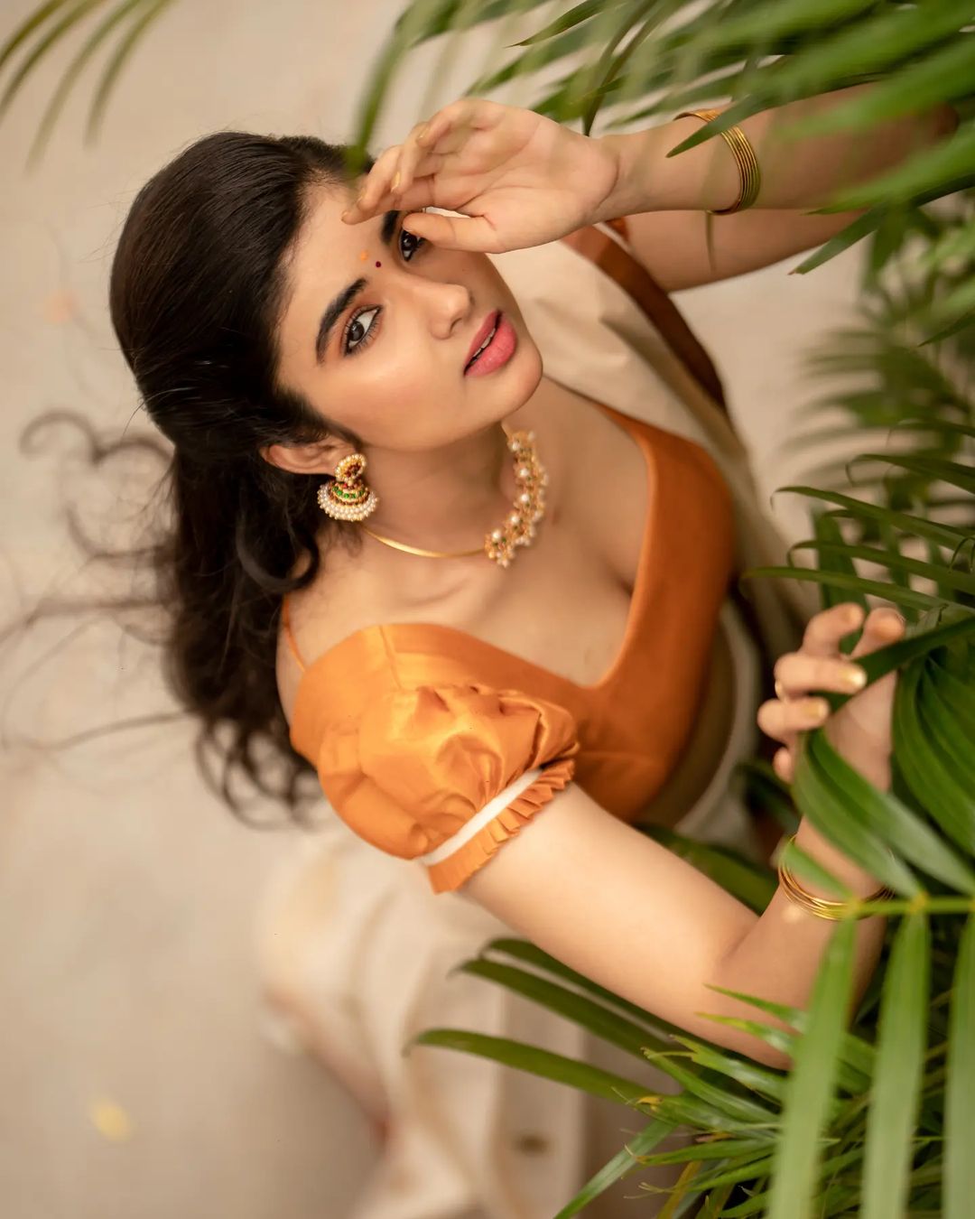 Fr5rS4HWYAIgN24?format=jpg&name=large