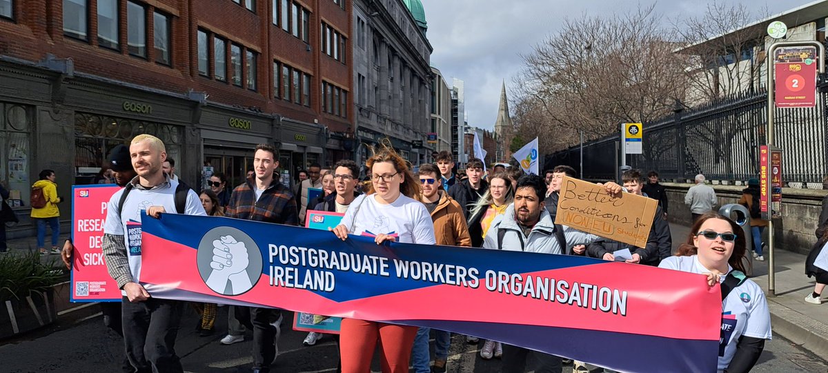 PWO Ireland (@pwo_ireland) on Twitter photo Great turnout today - PhDs demanding better rights.
<a href="/SimonHarrisTD/">Simon Harris TD</a> are you listening?
#PGRsDeserveBetter Great turnout today - PhDs demanding better rights.
<a href="/SimonHarrisTD/">Simon Harris TD</a> are you listening?
#PGRsDeserveBetter