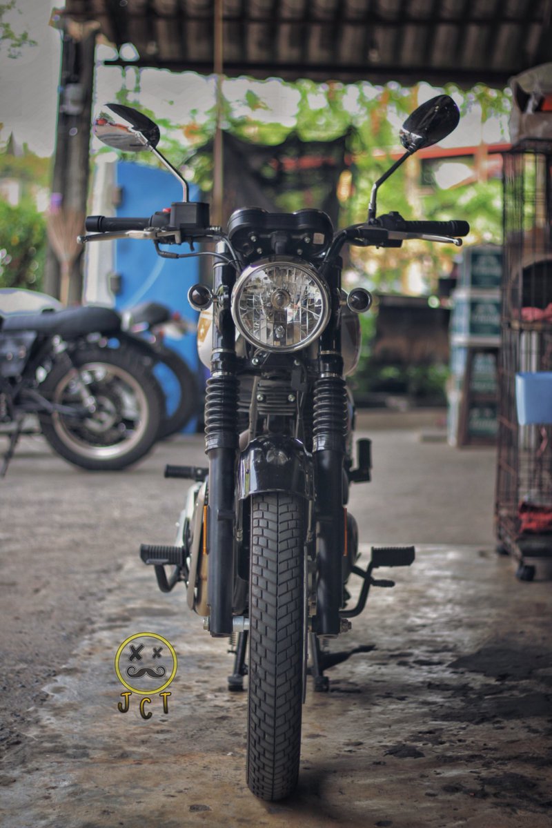 JctShop's tweet photo. 🇹🇭🇹🇭JCT SHOP🇹🇭🇹🇭
ภายใต้...กรอบของเรา😎
#ก็ของมันต้องมีอะคราฟฟฟ
.
CUSTOMSTYLE BY#JCTSHOP
.
_________<<<<<________
#อะไหล่ตรงรุ่น #อะไหล่คัสตอม
#อะไหล่คลาสสิค #อะไหล่วินเทจ
#imp400 #imperiale400
#benelli #benellithailand
#enduro #motard
#caferacer #tracker
#bobberstyle https://t.co/2KOhtCXzYA