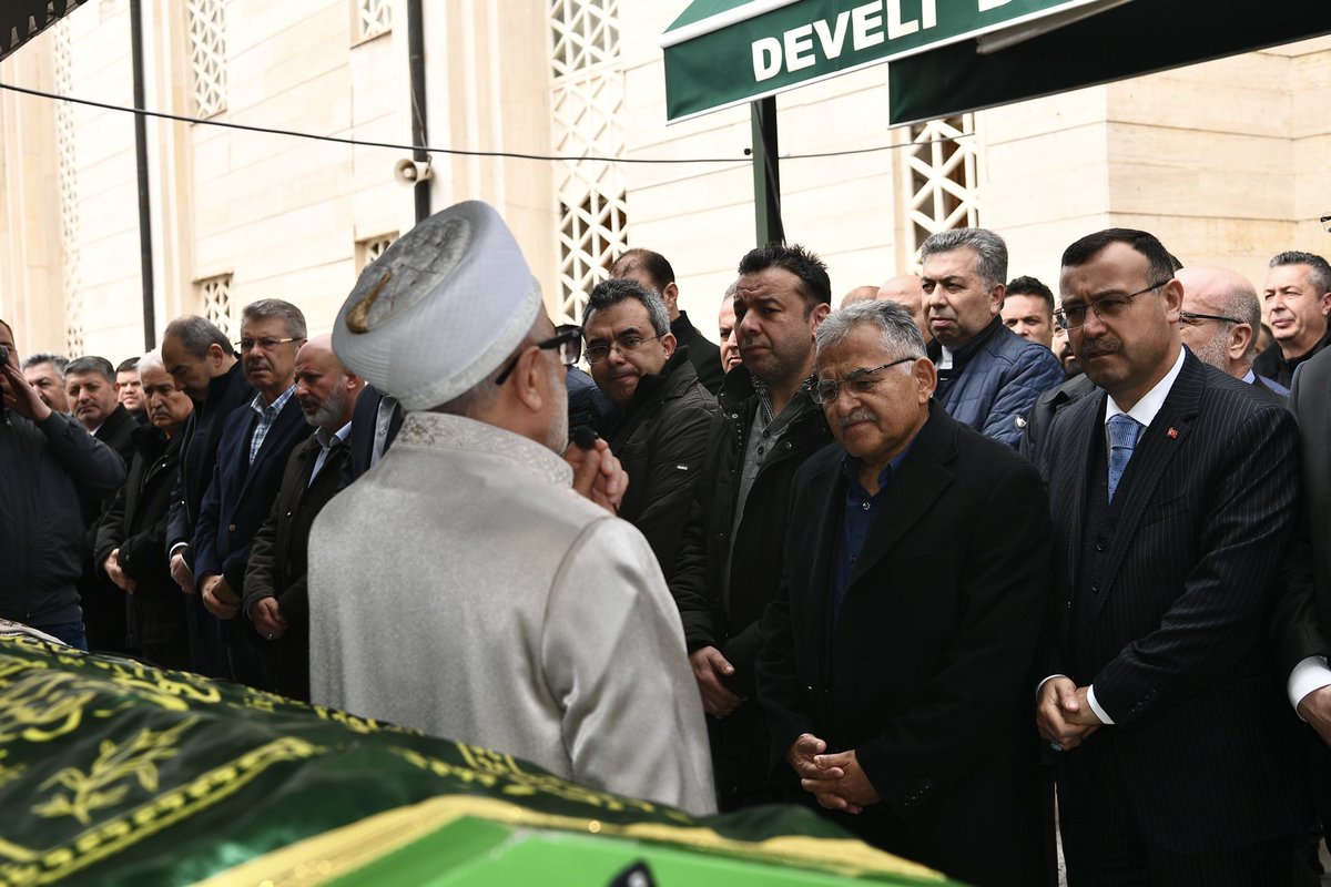 Memduh Büyükkılıç