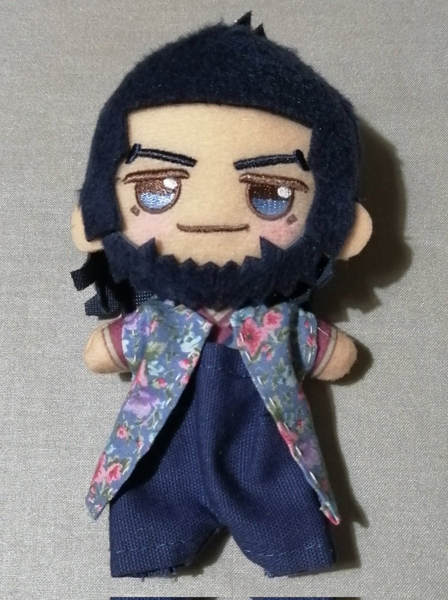pozawa's tweet photo. キロランケのぬいのシャツ、初めて縫いました！
手縫いで地道に頑張りました。
キロさんが幸せだと嬉しいな。
 #金カムぬい撮り部  #金カム https://t.co/ItKOAOU0ho