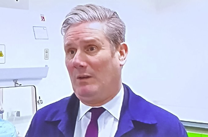 1963_mark's tweet photo. Starmer seems to be slowly but surely actually turning into a gammon! https://t.co/GEALfBCYWW