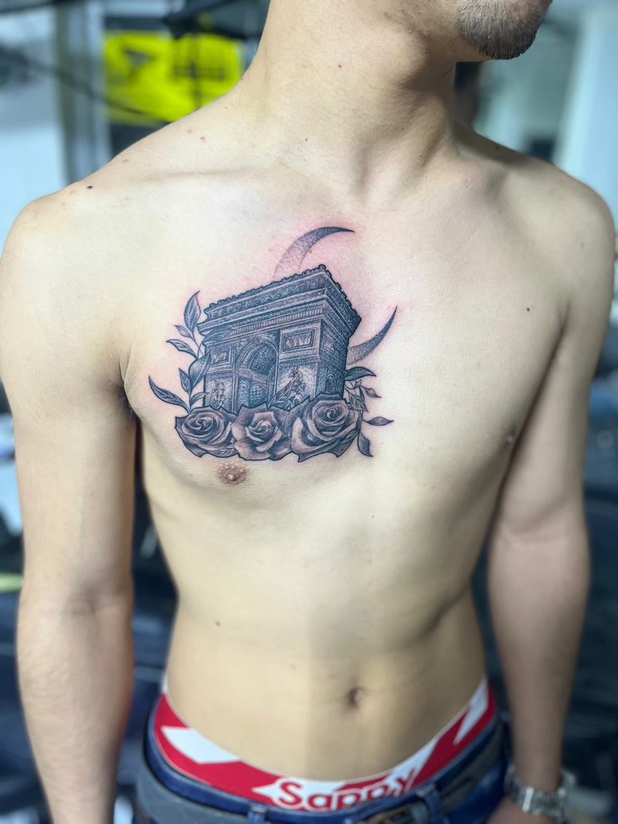 LunarOrbit's tweet photo. 凱旋門タトゥー🇫🇷
work by @lunar_orbit2 

#タトゥー #tattoo #刺青 #凱旋門 #大阪 #大阪タトゥースタジオ #東大阪 #バラ #バラタトゥー https://t.co/7ZzFHTSo3L