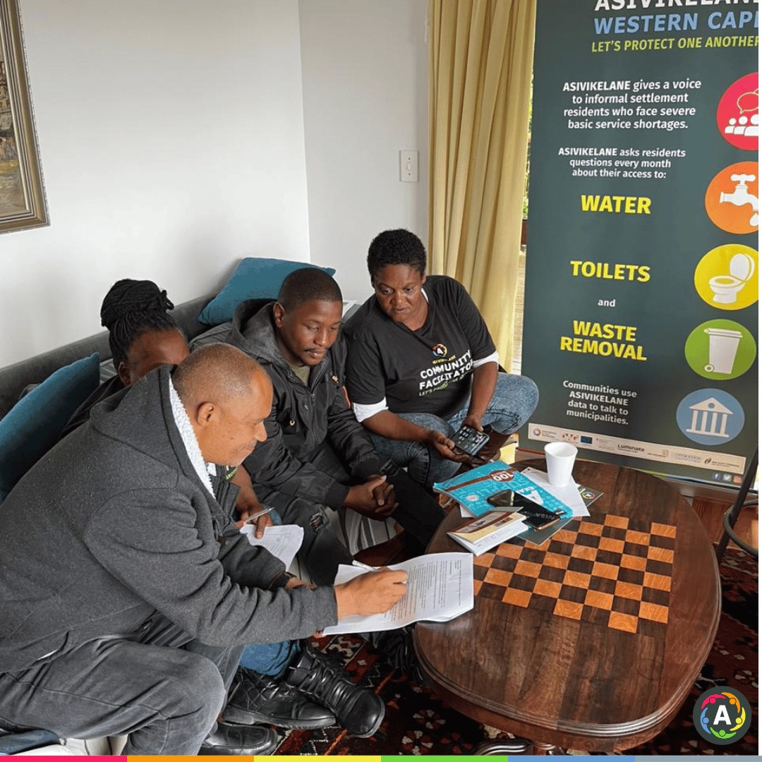 AsivikelaneWC's tweet photo. @ibp_sa hosted a training session on how to conduct #socialaudits with #AsivikelaneWC #CommunityFacilitators &amp; residents in #Knysna. Social audits are community-driven processes, that use budgets &amp; other official government documents to monitor service delivery @asivikelane https://t.co/wWk6YBHpFT
