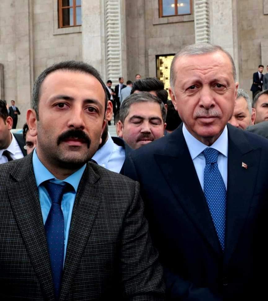 Sn.Cumhurbaşkanım <a href="/RTErdogan/">Recep Tayyip Erdoğan</a>
KİT,%70eTakılanlar, Sosyal Tesis,
AsmGrupElemanı Taşeron İşçilerin,GeçiciMevsimlikİşçiler,
Belediye ve İlÖzelİdareŞirket İşçilerinin Kadroya alınmasını,
ÜniversiteMezunuKamuİşçilerine Statüdeğişikliği hakkı verilmesini  talep ediyoruz. <a href="/vedatbilgn/">Vedat Bilgin</a>