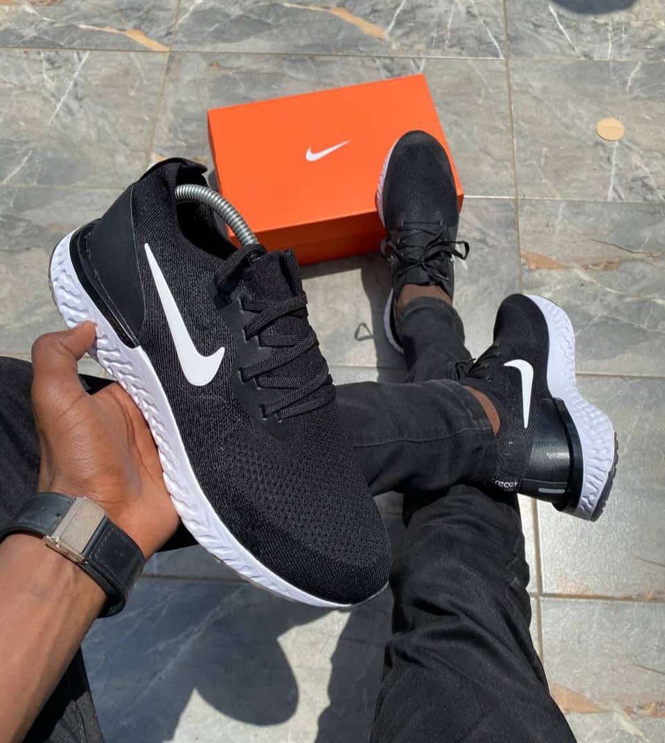 WhiteLight Stores Kenya on Twitter: "Nike Epic React Sizes: 40,41,42,43,44,45. 🛒Retail: only 👌🏿Quality /Rubber Sole 📲Whatsapp/call 0708749473 📦Delivery countrywide 🇰🇪 FREE pair of socks 🧦 #viatuKe https://t.co/ogduIeIFsl" /