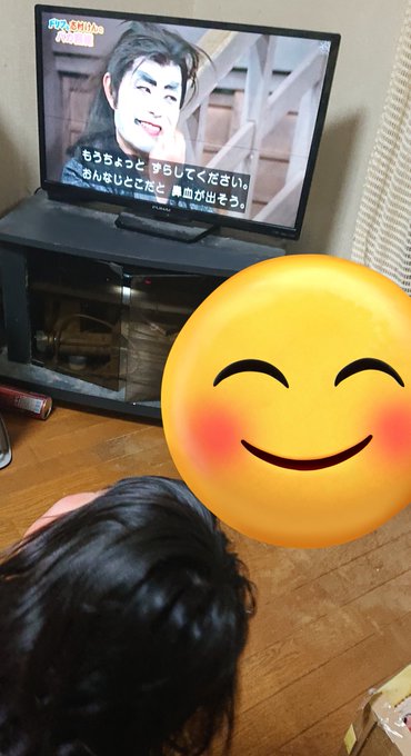 まだ幼い子供が『最高～wwよーい、アクション!!!』ってマネしながら爆笑してる。。。なんでか分からないけどすごく泣ける。