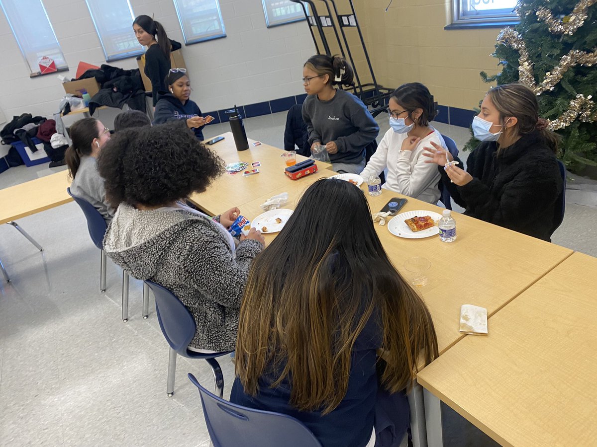 Yesterday, almost 95% of PHS juniors took their first SATs. Those that participated in SAT Bootcamp celebrated with a pizza party afterwards!! Work hard, play hard!! @PHSCareerCtr <a href="/CounselingPlatt/">Platt HS Counseling Department</a> <a href="/dancorsetti/">Dan Corsetti</a> <a href="/grkenyon/">Geoff Kenyon</a> <a href="/BethMckie4/">Bethany McKie</a>