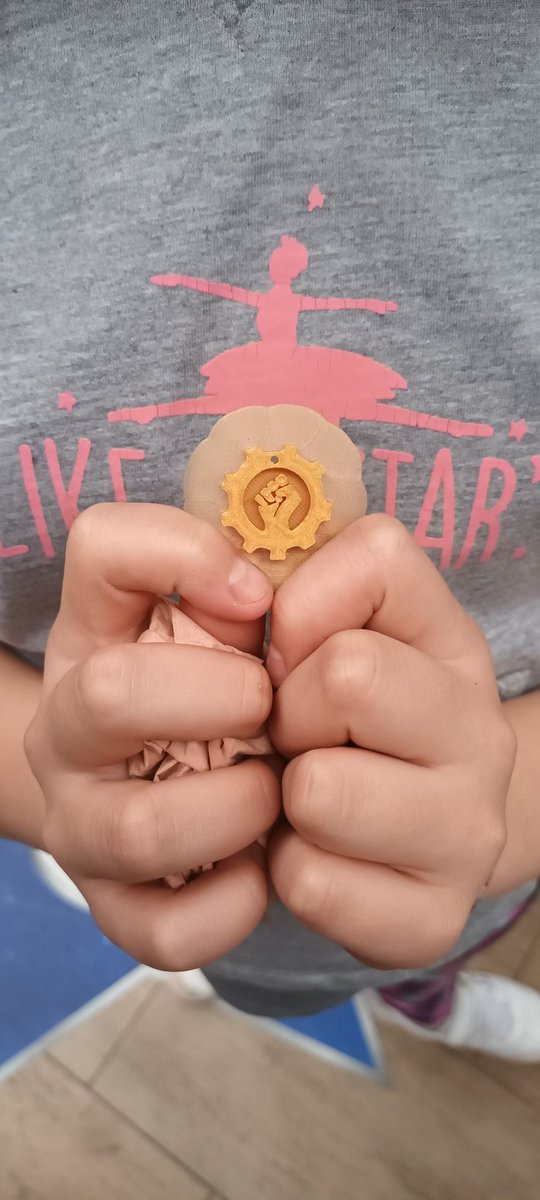 MeauxFactory (@meauxfactory) on Twitter photo Participation au 1er #makeherfest, ateliers #impression3d #flocage #broderie
#womenintech #diversité
<a href="/MakeHerSpace/">MakeHERspace</a> Participation au 1er #makeherfest, ateliers #impression3d #flocage #broderie
#womenintech #diversité
<a href="/MakeHerSpace/">MakeHERspace</a>