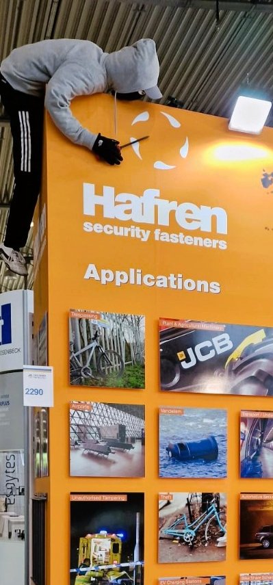 Hafrenfasteners's tweet photo. Discover how @Hafrenfasteners are helping to stamp out the impact of crime globally with our innovative security fastener products. Visit us at @FastenerFair - Stuttgart, Stand 2290, Hall 3 from March 21-23, 2023. #FastenerFairGlobal #Stuttgart #securityfasteners https://t.co/DV3g9nz4Da