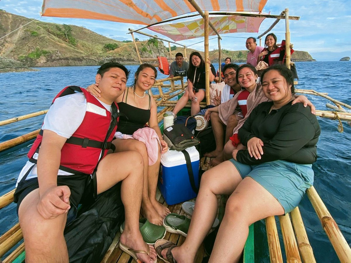 dpotatoeee's tweet photo. LAKI BEACH 2023 🌊🤍
#beachfriends
@jellica_aguilar
@normanaced
@franc https://t.co/EjscFOs1lt