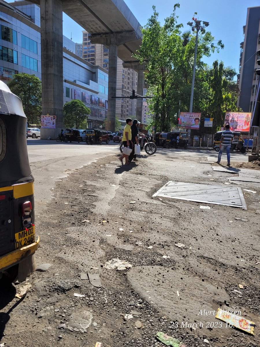 AlertCitizen5's tweet photo. @mybmc @mybmcwardKW @mybmcso  Multiple times raised complaint since a year, for drainage overflowing,  poor road condition of Infiniti Mall Intersection, Andheri Link Road.  
Still satisfactory action not taken.
@MNCDFbombay @mashrujeet
@AndheriLOCA 
#RoadSafety
#MNCDFCollective https://t.co/Pu38myVZo5