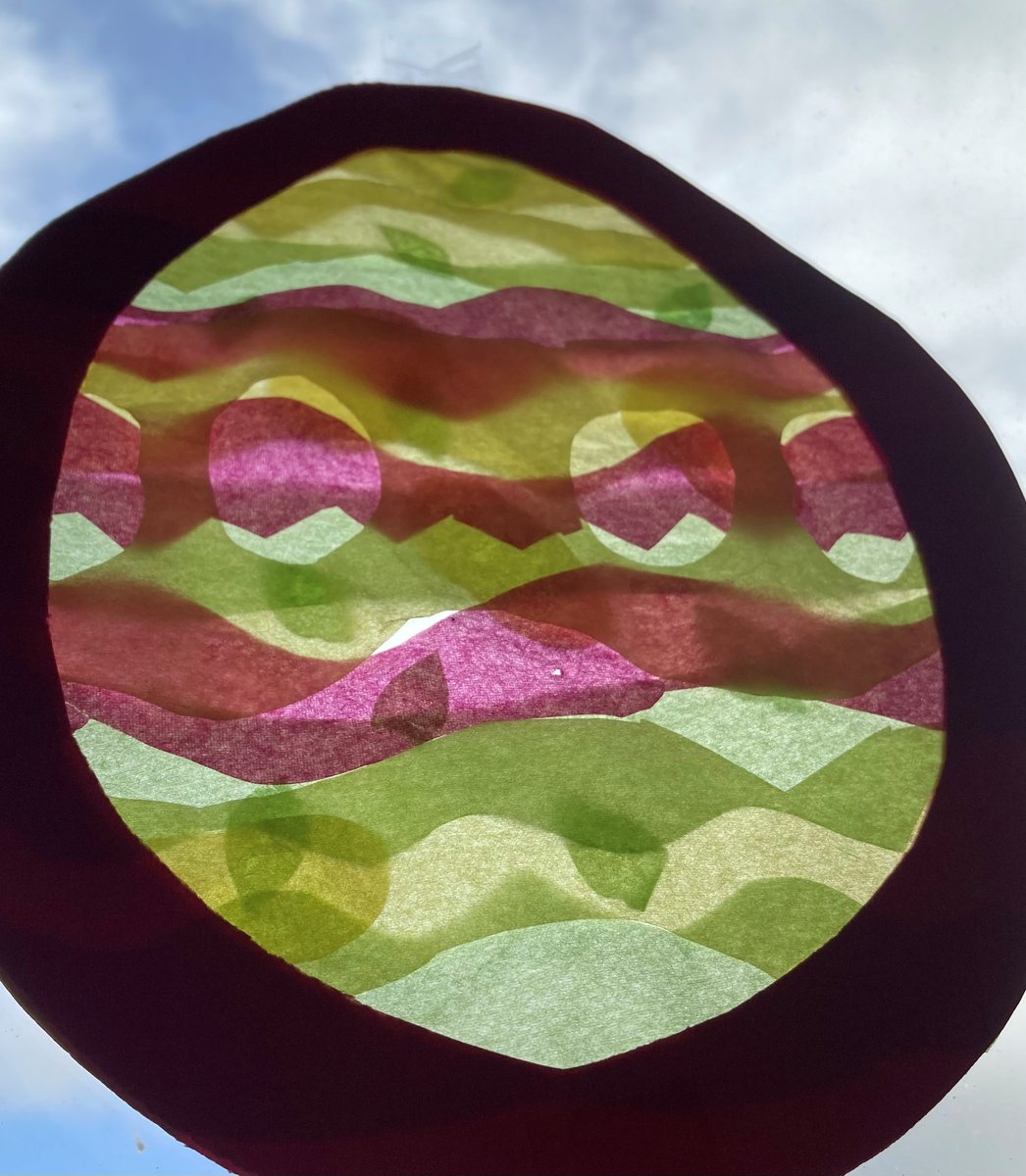 ArtCareUK's tweet photo. Enjoy an Easter #CreativeOasis with fun activities using simple materials. We've gathered our favourites on our Seasonal Activities @Pinterest board. Staff @SalisburyNHS can request an activity bag for their department or ward - email: sft.artcare@nhs.net
 https://t.co/C4DM5eMGLg https://t.co/twhKM7Qjj8