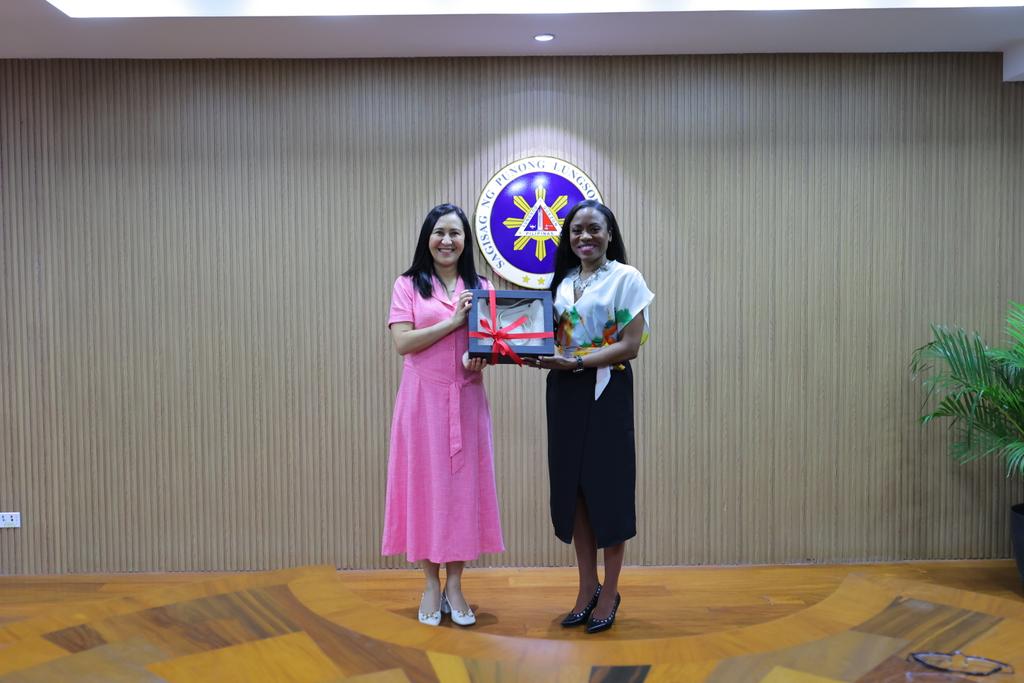 Quezon City Government on Twitter "Ibinahagi ni Mayor Joy Belmonte ang ibaibang social