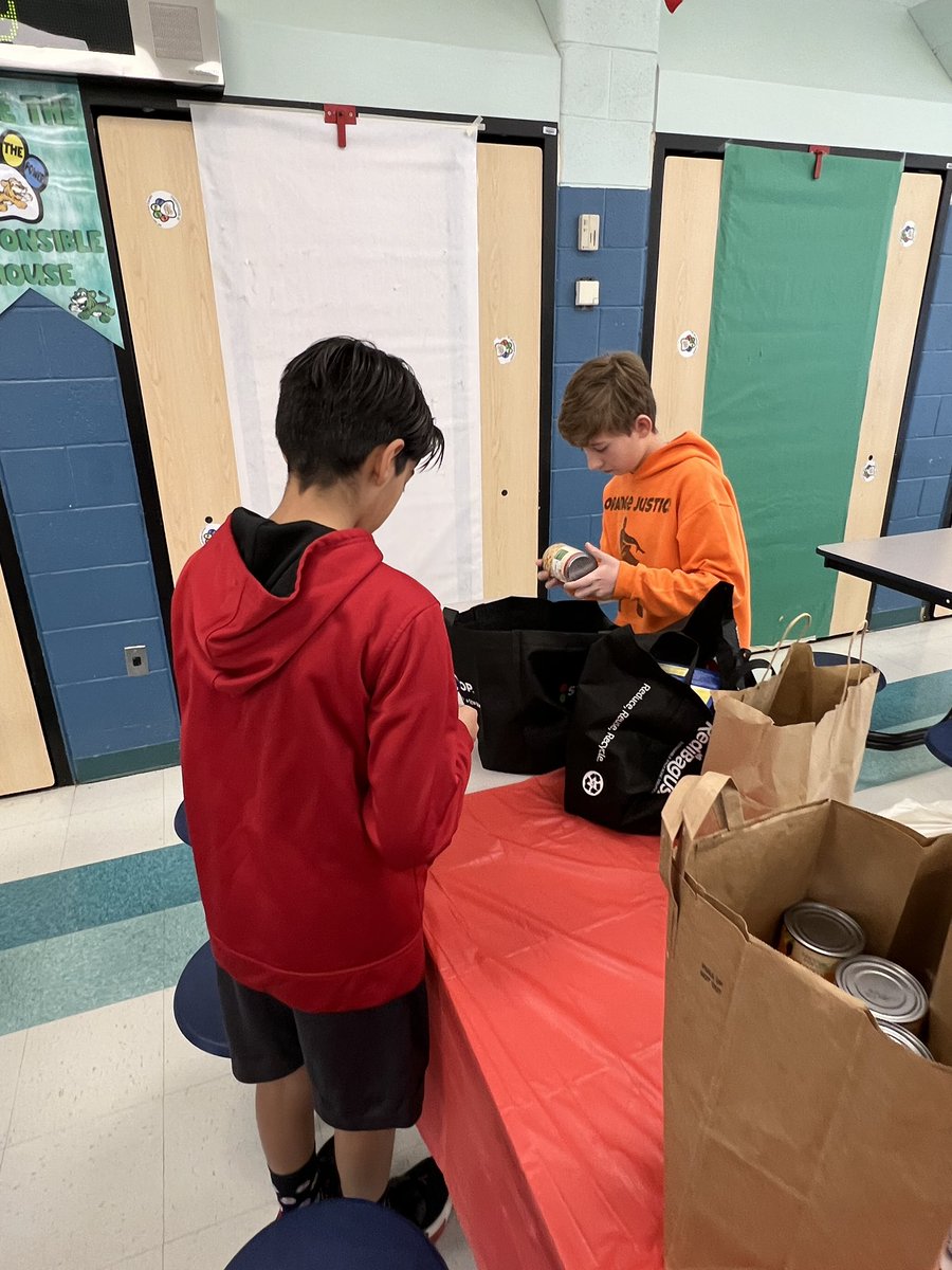 Lauren Creech tweet media