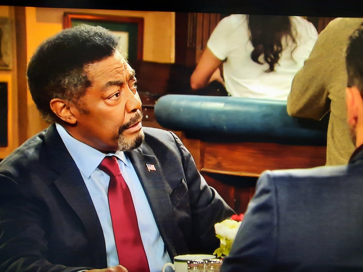 NielsenChrissi's tweet image. Steve comes in to see Roman. He finds Abe and Chad

Both Abe and Chad want an update on what is up with Megan

#Days #Stayla #Pabe #Chabby @teamchabby @JreynoldsJames @katr03 @TodddJoyner2