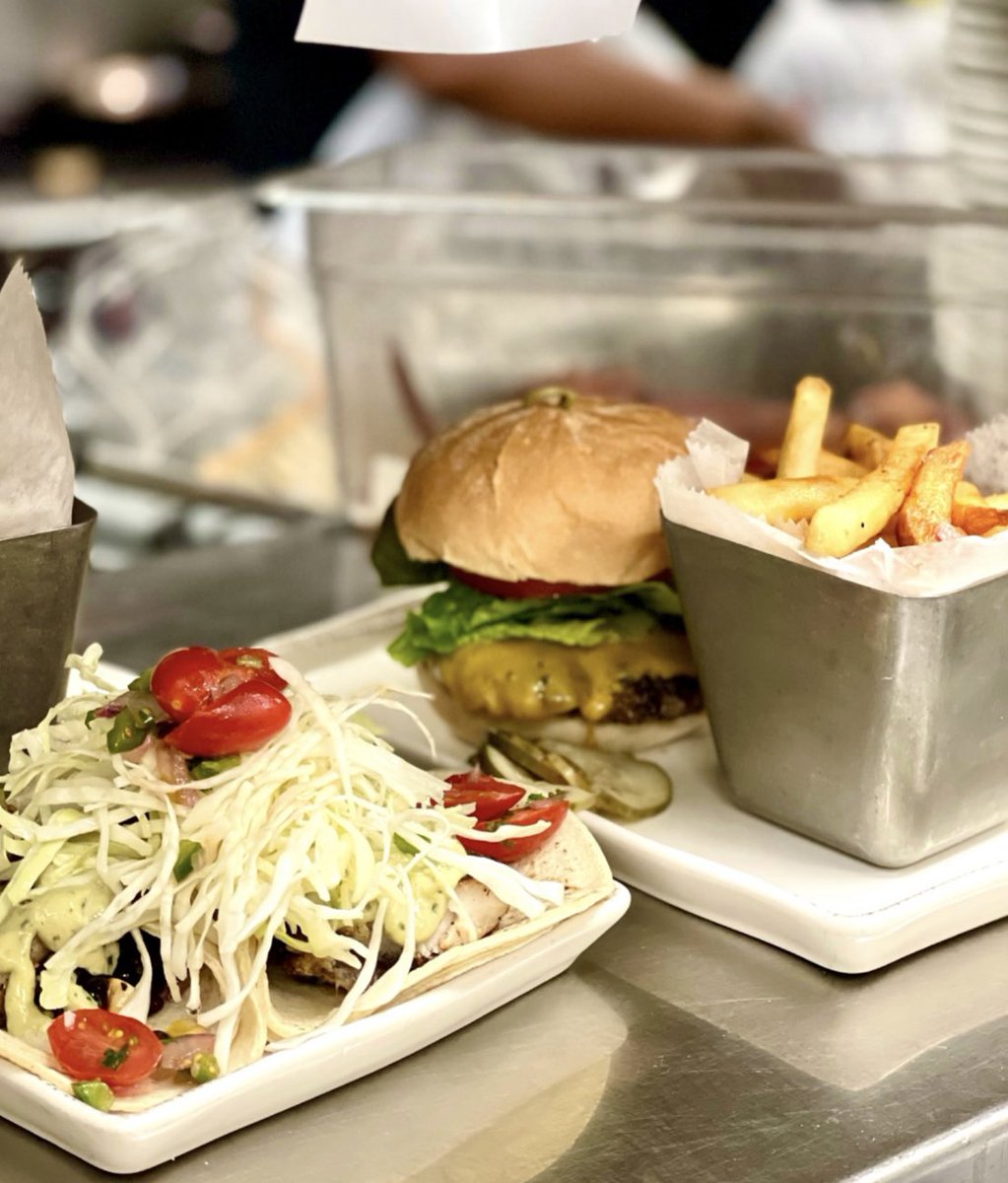 thelocalnaples's tweet image. Order Up! 🤩 Join us for lunch, doors open at 11:30AM. Call 239-596-FARM to make a reservation or visit thelocalnaples.com to place your online orders 🙌🏻

#AlwaysLocal #AlwaysFresh #thelocalnaples #colliercounty #inthe239 #naplesfoodie #foodblogger #naplesfl #naplesflorida