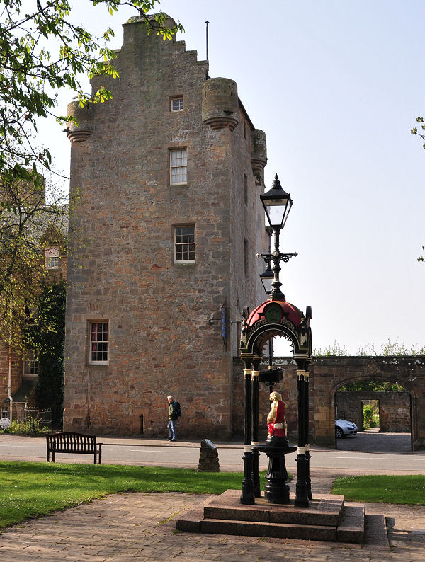 Undiscovered Scotland tweet media