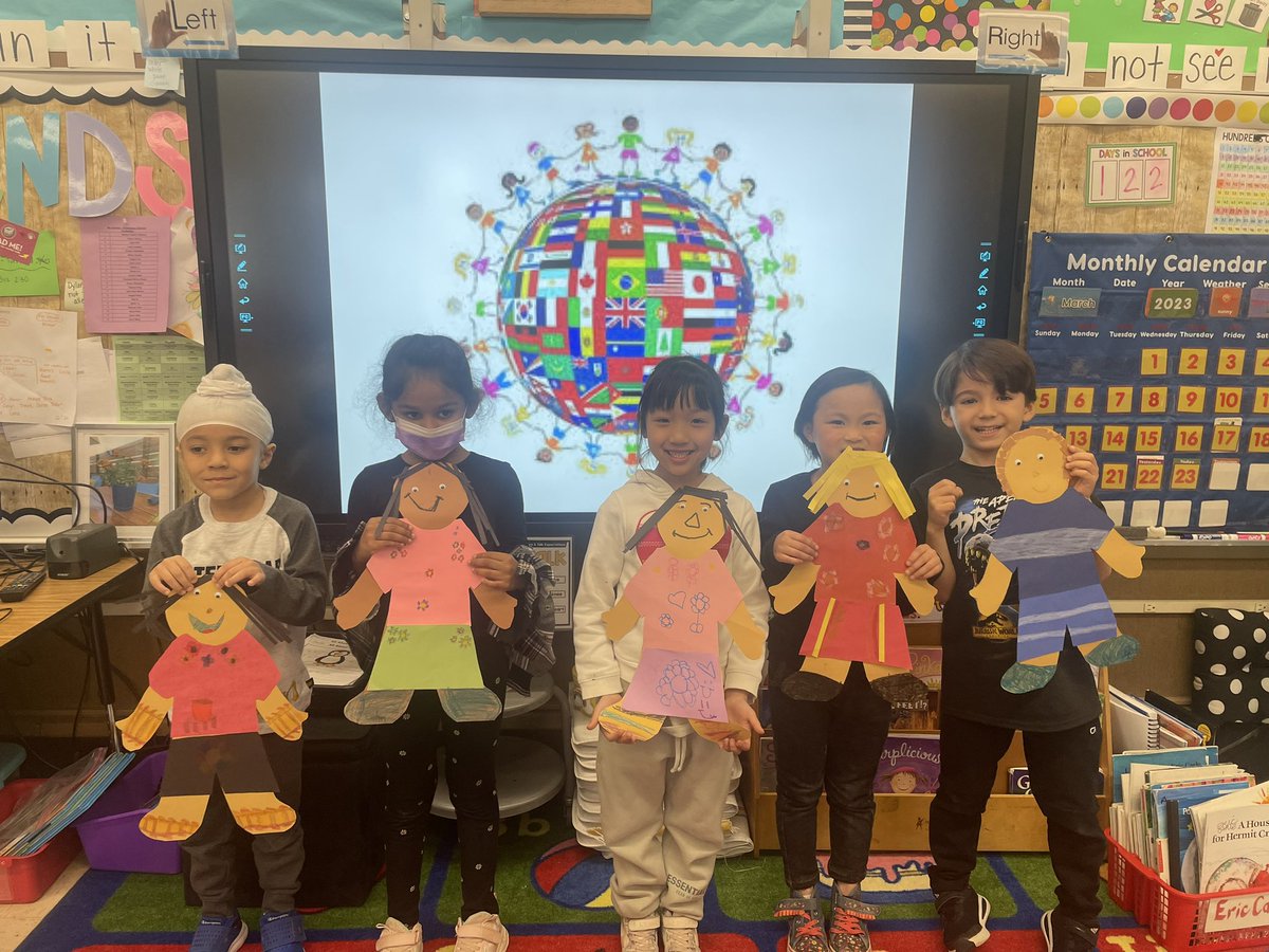 MsGuarasci's tweet photo. We had so much fun decorating our paper selves for Multicultural Week with our buddies! #proud2bnhpgcp  @GCPelementary @NHPGCP https://t.co/VhHRQQ9IPC