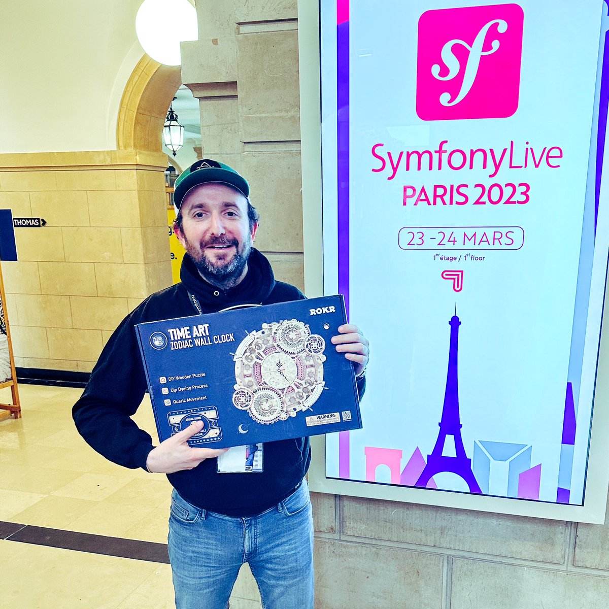 jeremyFreeAgent's tweet image. Ça fait longtemps que je n’avais pas gagné un cadeau à une conférence #symfony ! Merci @platformsh et @blackfireio ! ♥️ #SymfonyLive #symfony_live