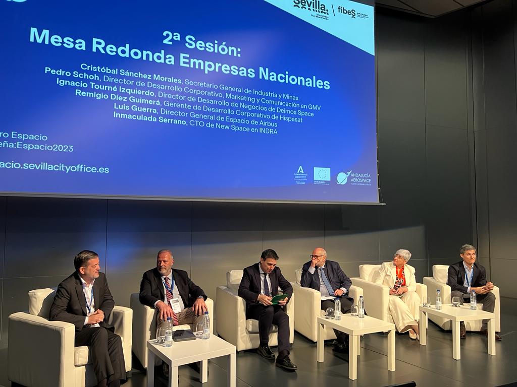CATECTechCenter's tweet photo. 🤩Gran jornada de hoy en la II Conferencia Espacial de Andalucía.
@achedad ha moderado una mesa en la que hemos participado junto a @davidnunezt @AlterTechnology @AurelioMarti @OpenCosmo #SolarMEMS y @dhvtechnology https://t.co/PHQgldRcLR