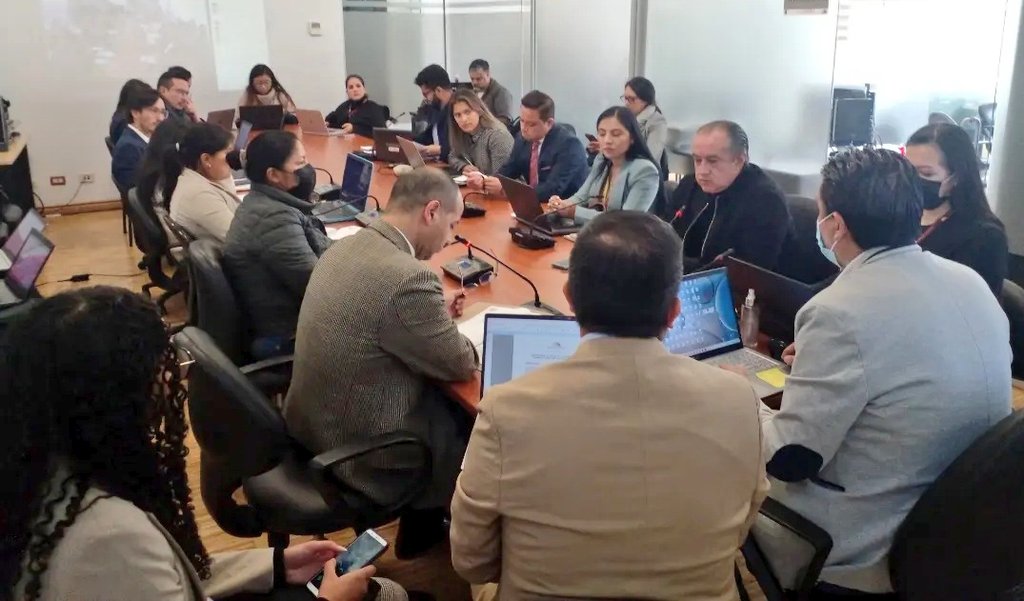 AGENDA || #MesaTécnica convocada por Presidente de la Comisión #MarianoCuricama con la finalidad de coordinar acciones entre instituciones representantes del sector quienes brindarán observaciones al Proyecto de Ley de Fomento y Desarrollo Sostenible del #SectorCafetero