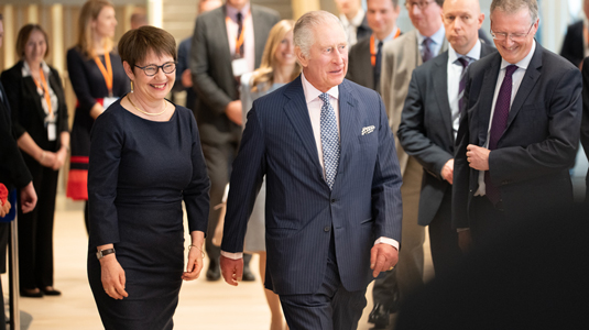EBRD's tweet photo. "It was an honour to welcome His Majesty @royalfamily to our new home today," said @odilerenaud. 
"His passionate advocacy for sustainable markets and the environment predates our Bank’s existence and has been an inspiration to many in the EBRD regions."

https://t.co/cfjBEbp0x5 https://t.co/dt2vz49uuU