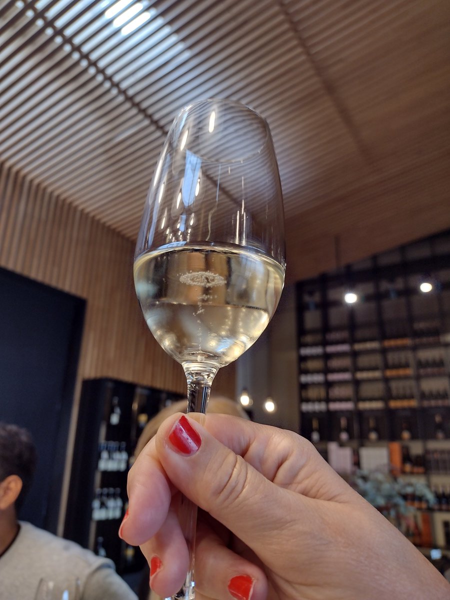 Otro año más en #Gaudítours estamos de enhorabuena y volvemos a renovar el certificado #biosphere q acredita nuestra empresa como empresa #responsable #sostenible #eficiente y #respetuosa  para #Barcelona