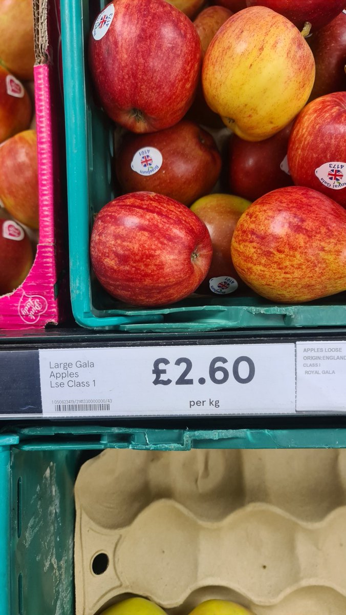 nodpics's tweet photo. @Tesco why will you not make unit pricing simple? A little help would be transparent pricing making life simple for customers. @guardian @KatieMorley_ @ConsumerChampUK copied in others as you don't respond to tweets! https://t.co/XWuNSzG9jL
