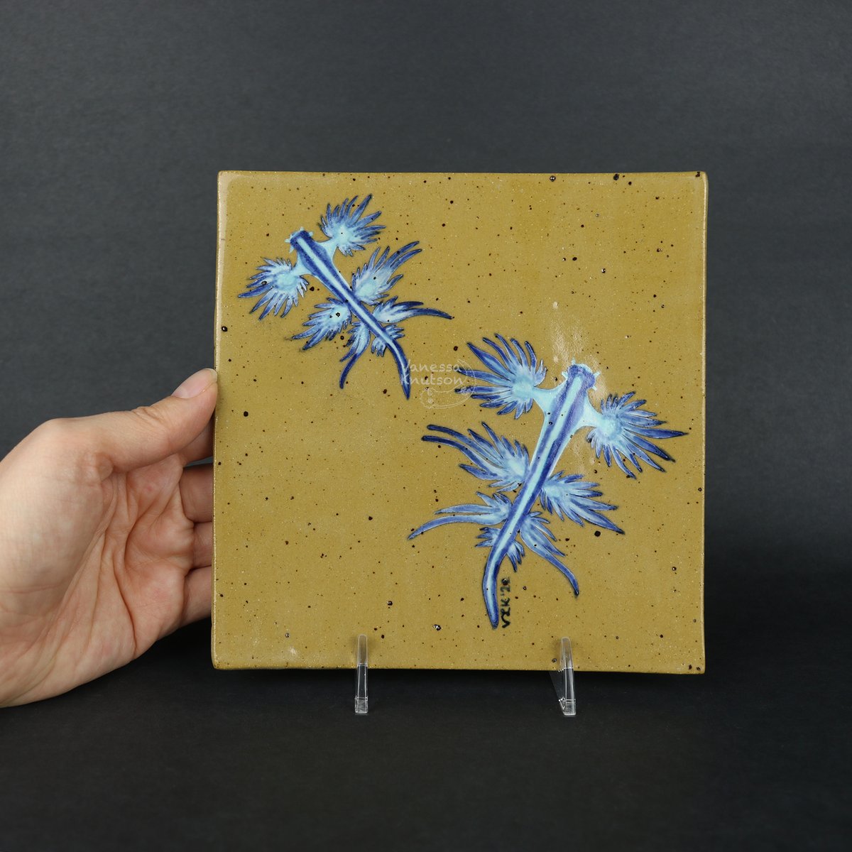 NerdibranchStud's tweet photo. #MarchMolluskMadness #sale still going in my #Etsy shop, ends Sun, 3/26! https://t.co/sZ5FxX7SKo

Meantime, a small shop update...added this square Glaucus #nudibranch plate/platter...I use mine own as a spoon rest in the kitchen :) https://t.co/zGIG3UWtBD

#ceramics #pottery https://t.co/bUQgPIZCj3