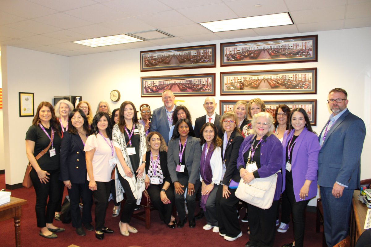 HARMembers's tweet photo. Over 350 HAR Members attended REALTOR® Day at the Texas Capitol and met with legislators to advocate for private property rights and issues impacting the real estate industry in Texas. Thank you to all who attended, and let their voice be heard! #PurpleSolution #TXLege https://t.co/8PLpIAfoLs