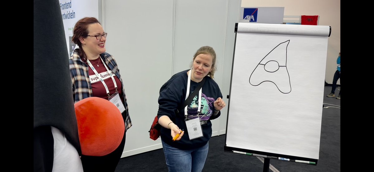 hendrikEbbers's tweet image. Was malen @Teapot4181 und @wolkencode denn da? 🙂#JavaLand