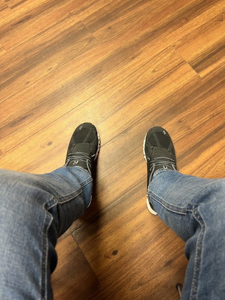 Das Wild tweet media