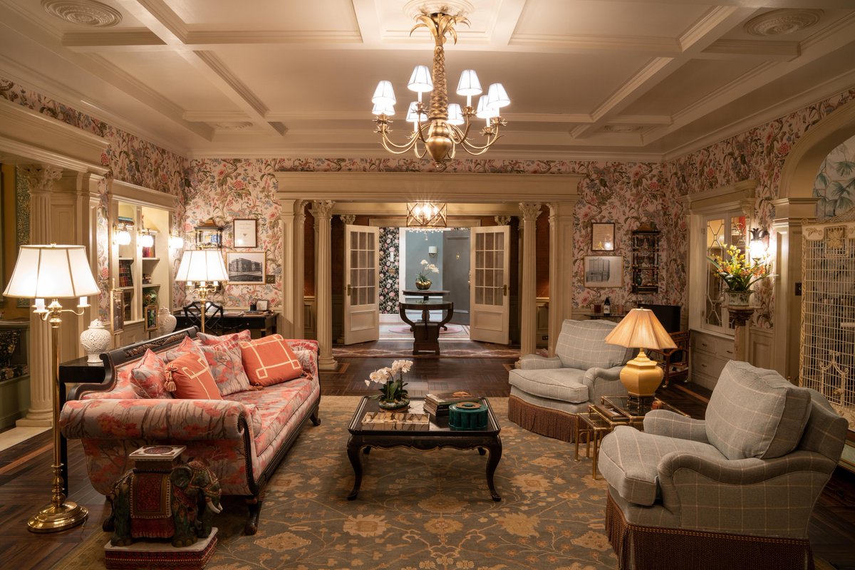 hulu's tweet photo. Only true fans can recognize this set. https://t.co/ibJmdVP3Es