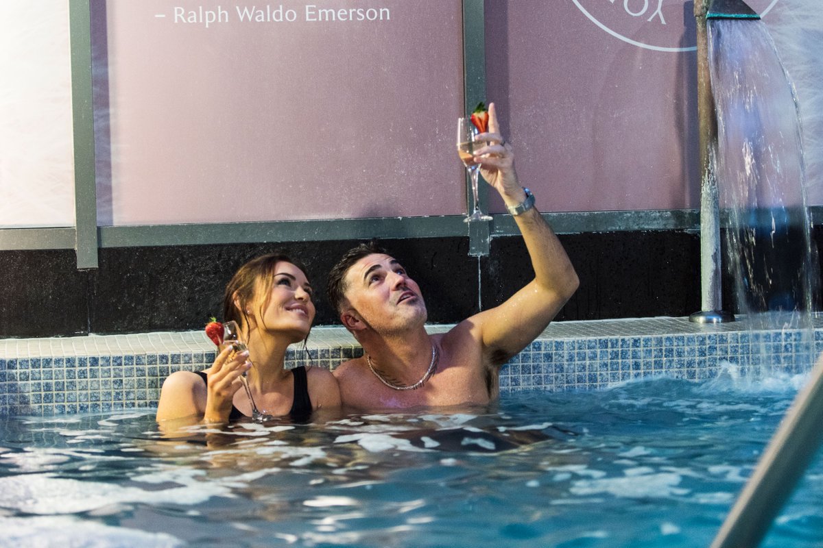 HeritageLaois's tweet photo. I's competition time! 🥳 Don't miss out, see our Facebook or Instagram account to enter!
#TheHeritage #Hotel #Ireland #Irish #Laois #LoveLAois #DiscoverIreland #Tingstodo #Spring #GirlsGetaway #CouplesRetreat #Spa #Easter https://t.co/K5dZpqQ7KN
